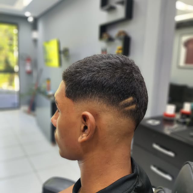 Corte feito na Barbearia Resende